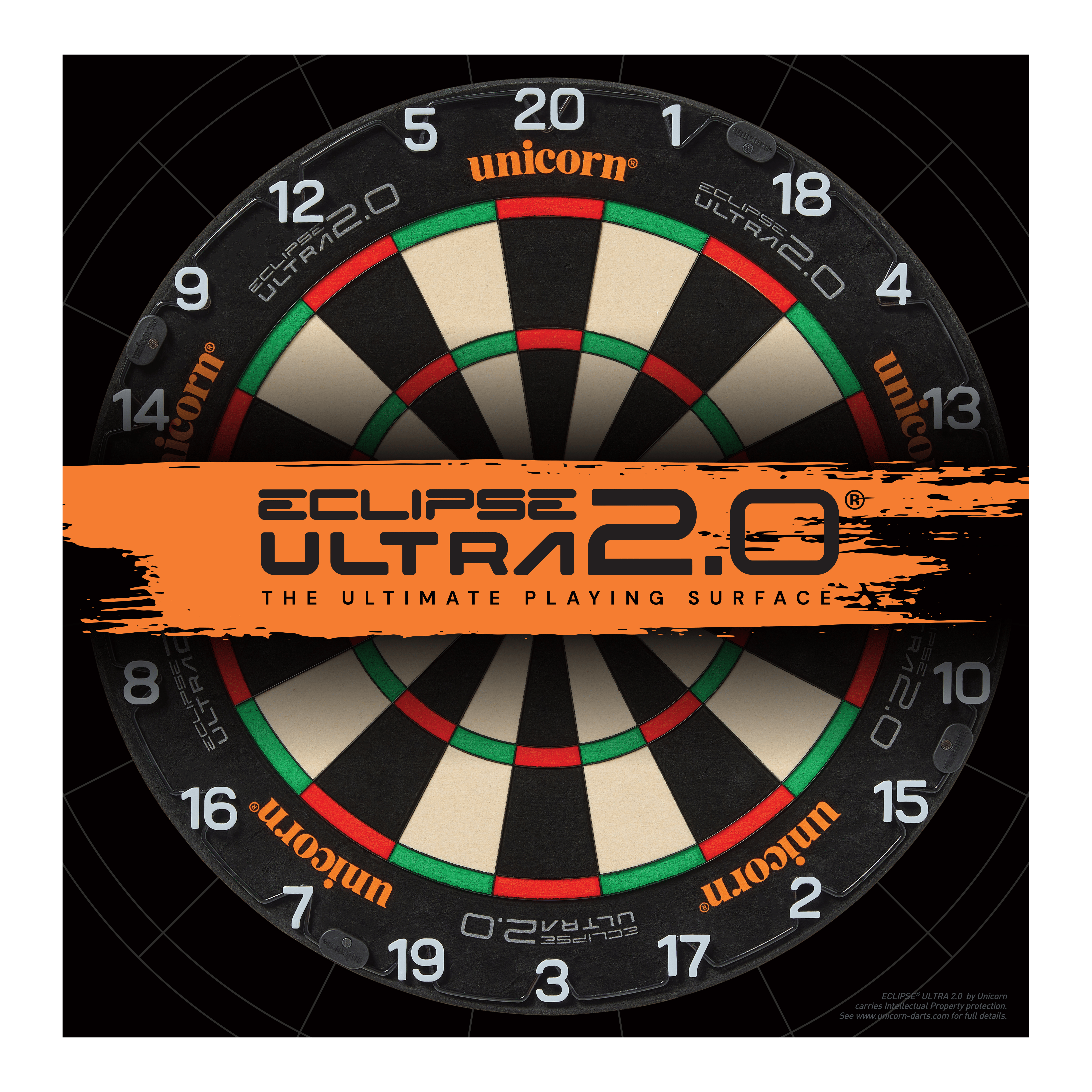 Das Bild zeigt eine Unicorn Eclipse Ultra 2.0 Steeldartboard. In der Mitte ist ein orangefarbener Streifen mit dem Schriftzug "Eclipse Ultra 2.0 – The Ultimate Playing Surface".