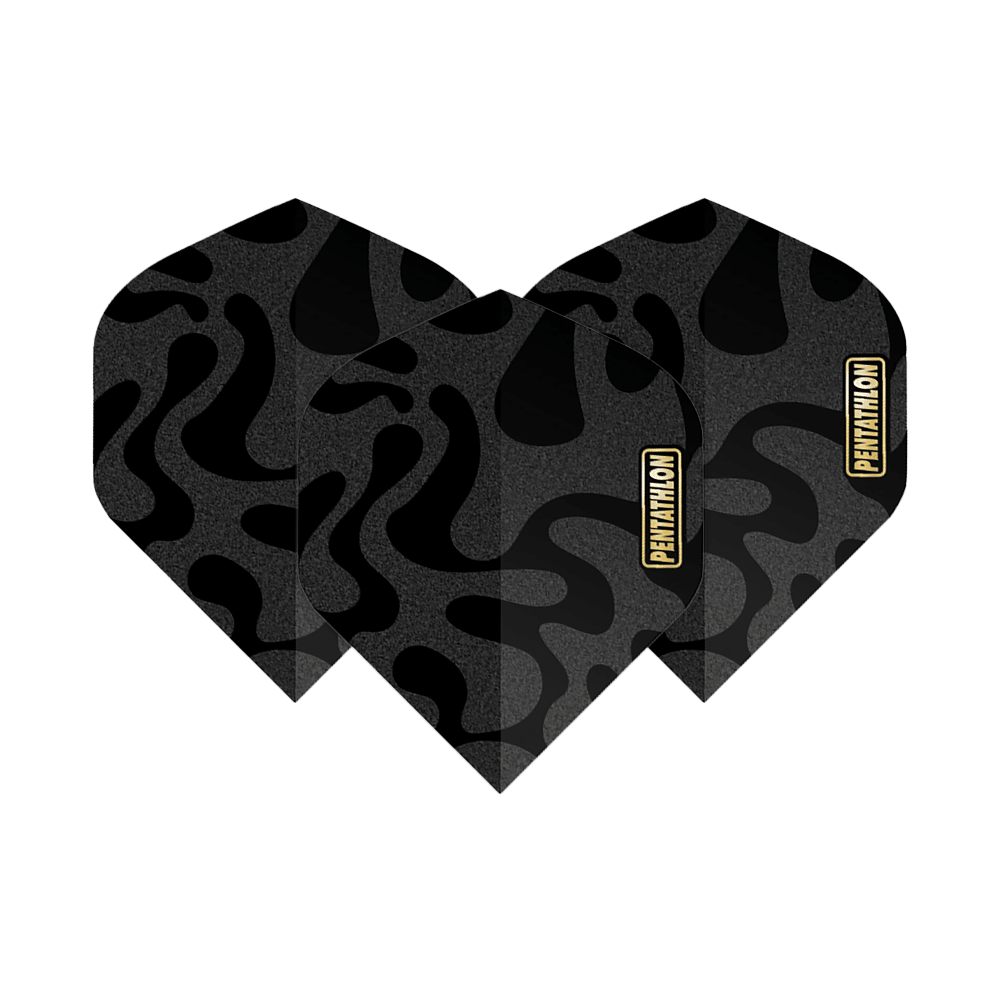 Lety v pětiboji RT Camo Das Bild zeigt drei Pentathlon RT Camo No2 Standard Flights für Darts. Sie haben ein schwarzes Camouflage-Muster und das Pentathlon-Logo in Gelb.