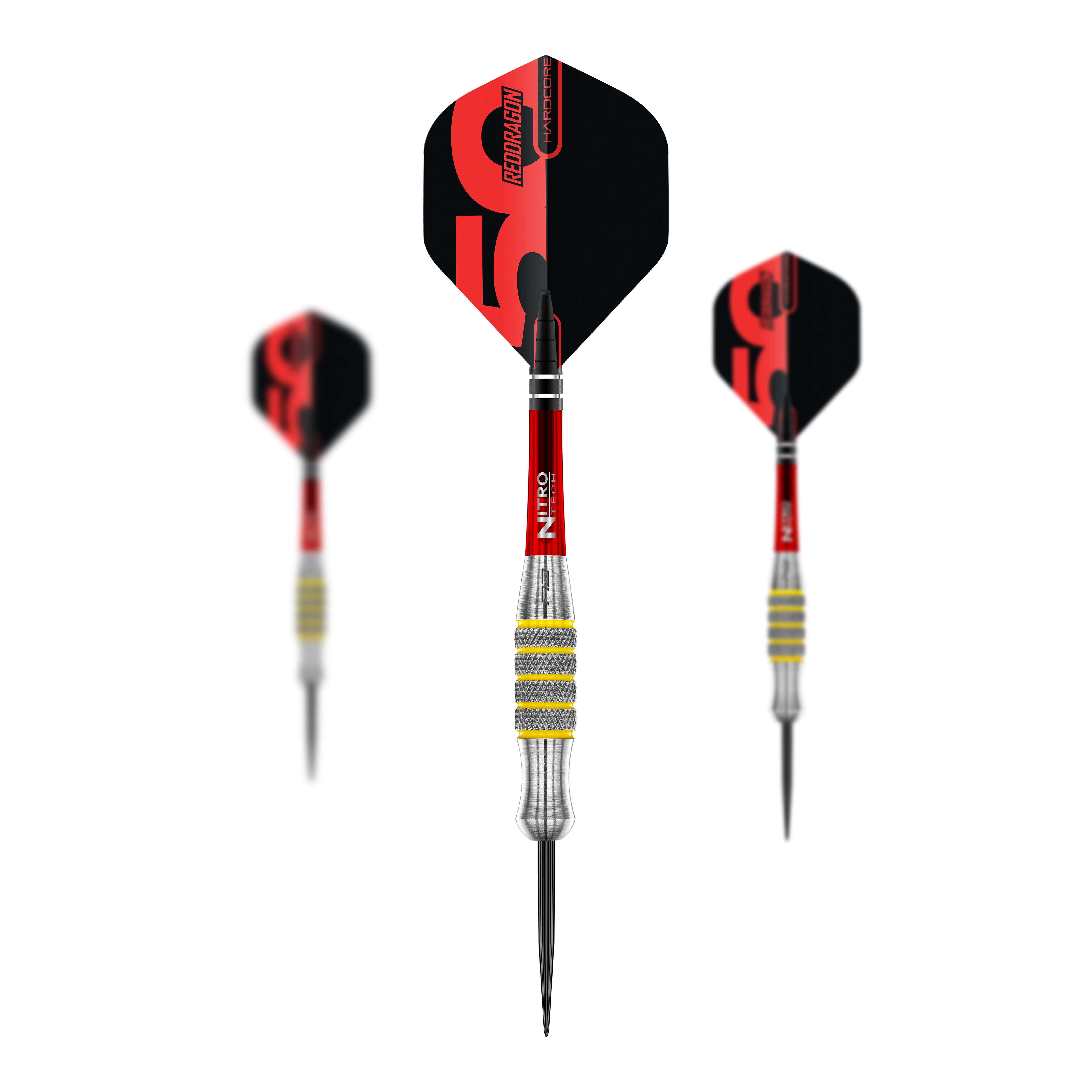 Das Bild zeigt drei Steeldarts aus der „Red Dragon 50 Year Collection Chunky Stumpy 7“-Serie mit einem Gewicht von 28 Gramm. Die Darts haben schwarze und rote Flights sowie einen silbernen Barrel mit blauen und goldenen Ringen.