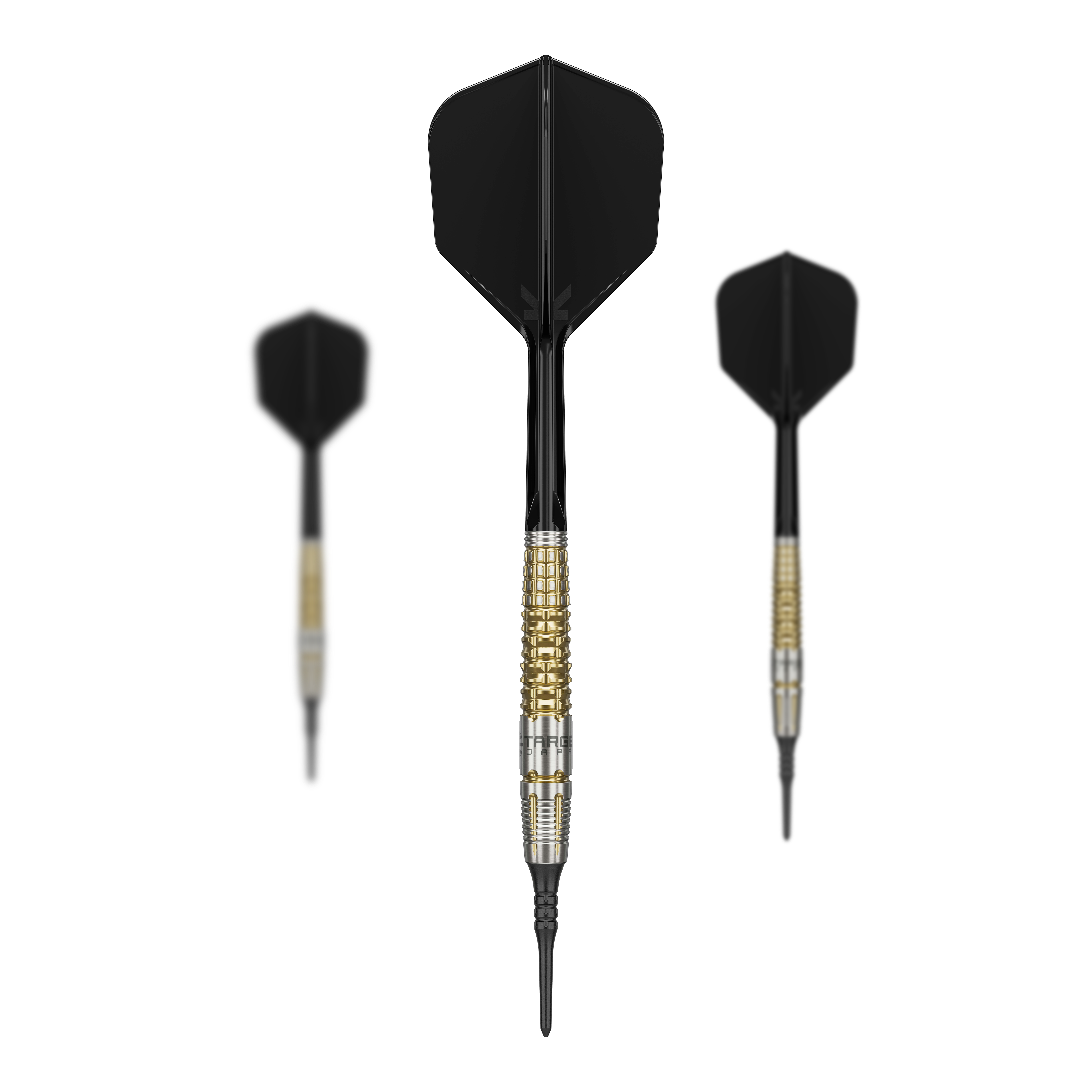 Měkké šipky Target Japan Black Marque Warrior - 18,5 g Das Bild zeigt drei Softdarts des Produkts "Target Japan Black Marque Warrior" mit einem Gewicht von 18,5 g. Die Darts haben schwarze Flights und gold-silberne Barrels.