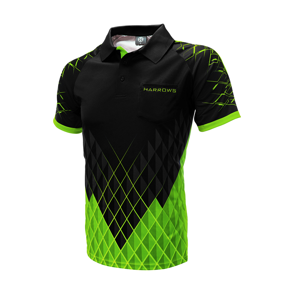 HRS-26333_Harrows_Paragon_Dartshirt_Gr-n_3 Harrows Paragon Dartshirt in auffälliger Farbe frontal gezeigt. Die Details des Shirts sind deutlich sichtbar.