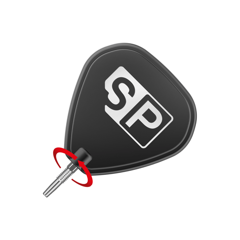 Zaměřte hroty šipek Swiss Point Silver Das Bild zeigt eine silberne Dartspitze, die an einem schwarzen Dartflight mit der Aufschrift "SP" angebracht ist. Ein roter Pfeil deutet darauf hin, dass die Spitze gedreht oder gewechselt werden kann.