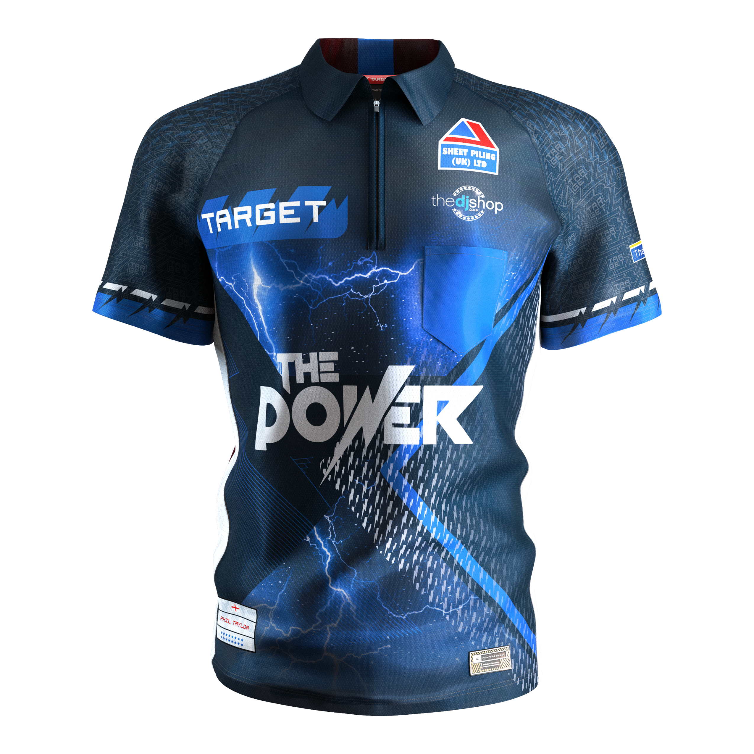 Tričko Target Coolplay Phil Taylor 2025 s motivem šipky Das Bild zeigt das "Target Coolplay Phil Taylor 2025 Dartshirt" in dunklem Blau mit auffälligen Blitz- und Schriftzug-Designs. Auf der Vorderseite stehen die Worte "THE POWER" und verschiedene Logos.