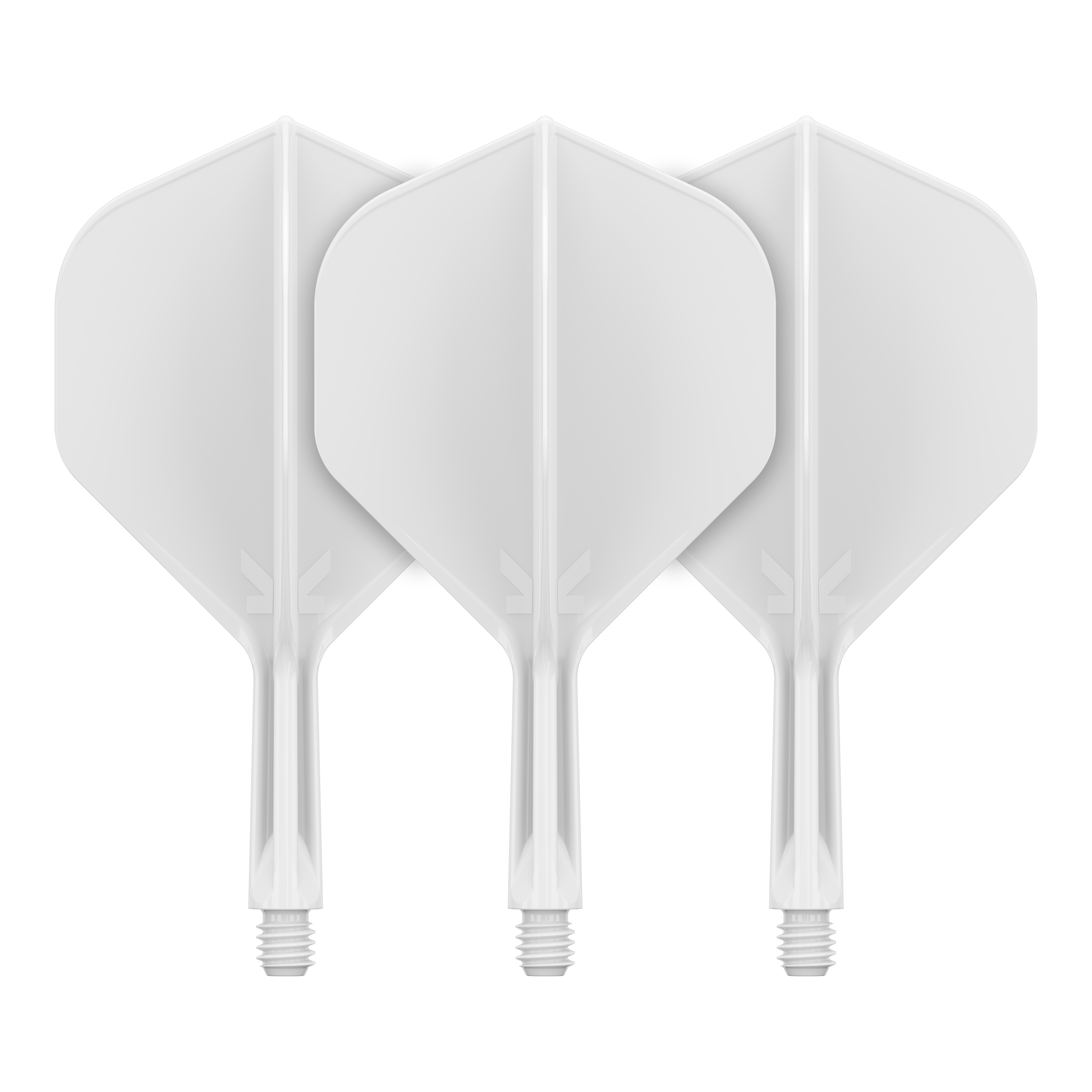 Standardní letový systém Target K-Flex No2 - bílý Auf dem Bild sind drei weiße Dartflights mit integrierten Schäften zu sehen. Sie sind nebeneinander angeordnet und haben eine standardmäßige, breite Form.