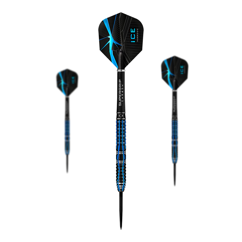 Harrows Ice Recut Steel Šipky Das Bild zeigt drei Steeldarts des Modells "Harrows Ice Recut". Die Darts sind schwarz mit blauen Akzenten und besitzen Flights mit einem Eismuster.