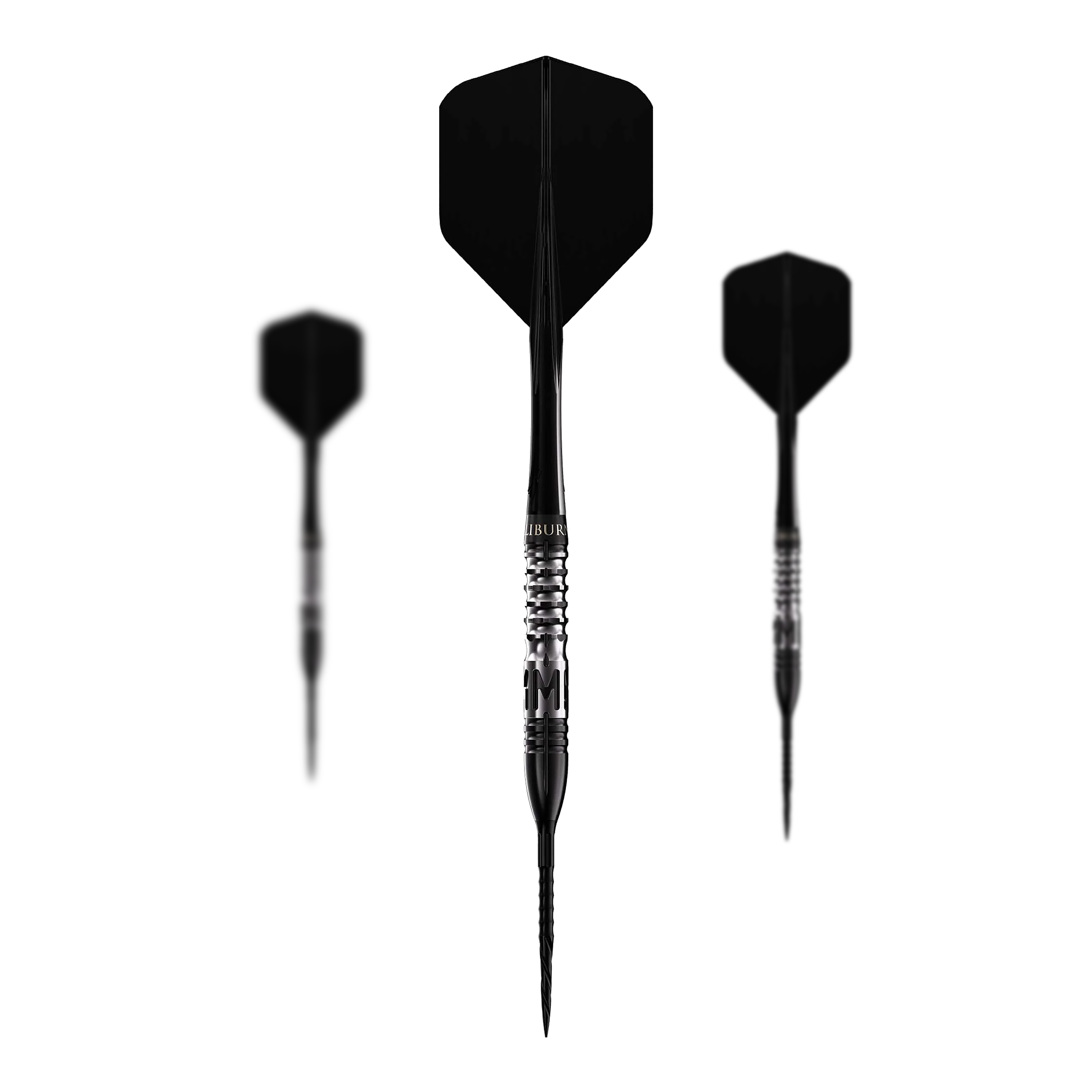 Das Bild zeigt drei Steeldarts des Produkts „Caliburn Player MAK Steeldarts - 23,5g“. Die Darts sind schwarz und haben ein geriffeltes Griffstück für besseren Halt.