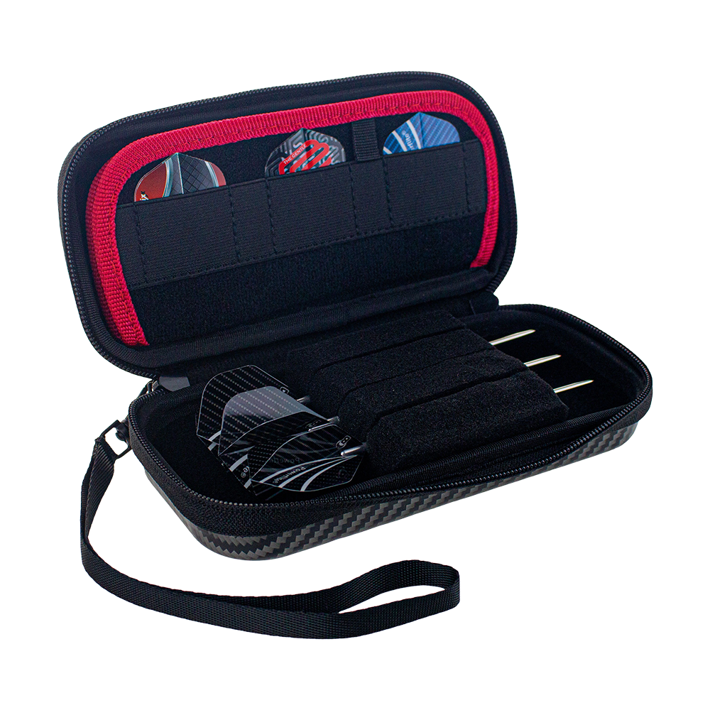 66375_Bulls_Orbis_S_Dartcase_Carbongrey_2 Das Bild zeigt das Bulls Orbis S Dartcase in der Farbe Carbongrey. Das Etui ist geöffnet und enthält Darts sowie Fächer für weiteres Zubehör.