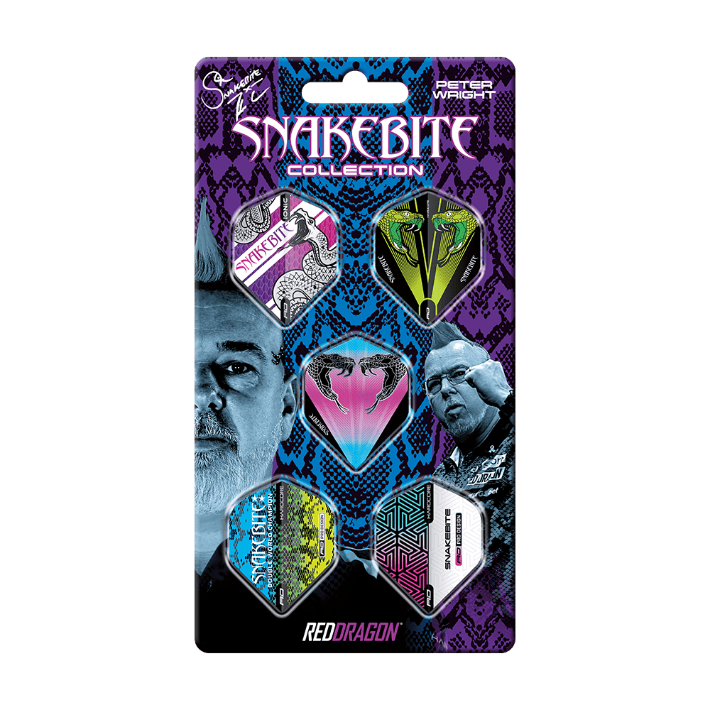 X0797_Red_Dragon_Peter_Wright_1_Flight_Card_1 Die Abbildung zeigt die "Red Dragon Peter Wright 1 Flight Card" aus der Snakebite Collection. Auf der Verpackung sind sechs bunte Dart-Flights sowie Bilder und Grafiken abgebildet.