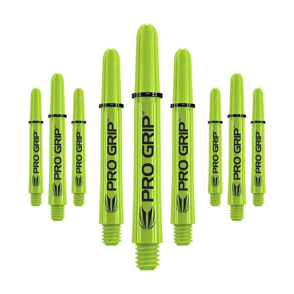 Target Pro Grip Shafts - 3 sady - Lime Green Auf dem Bild sind neun limegrüne Dart-Schäfte mit der Aufschrift "PRO GRIP" zu sehen. Sie stehen aufrecht und sind gleichmäßig angeordnet.