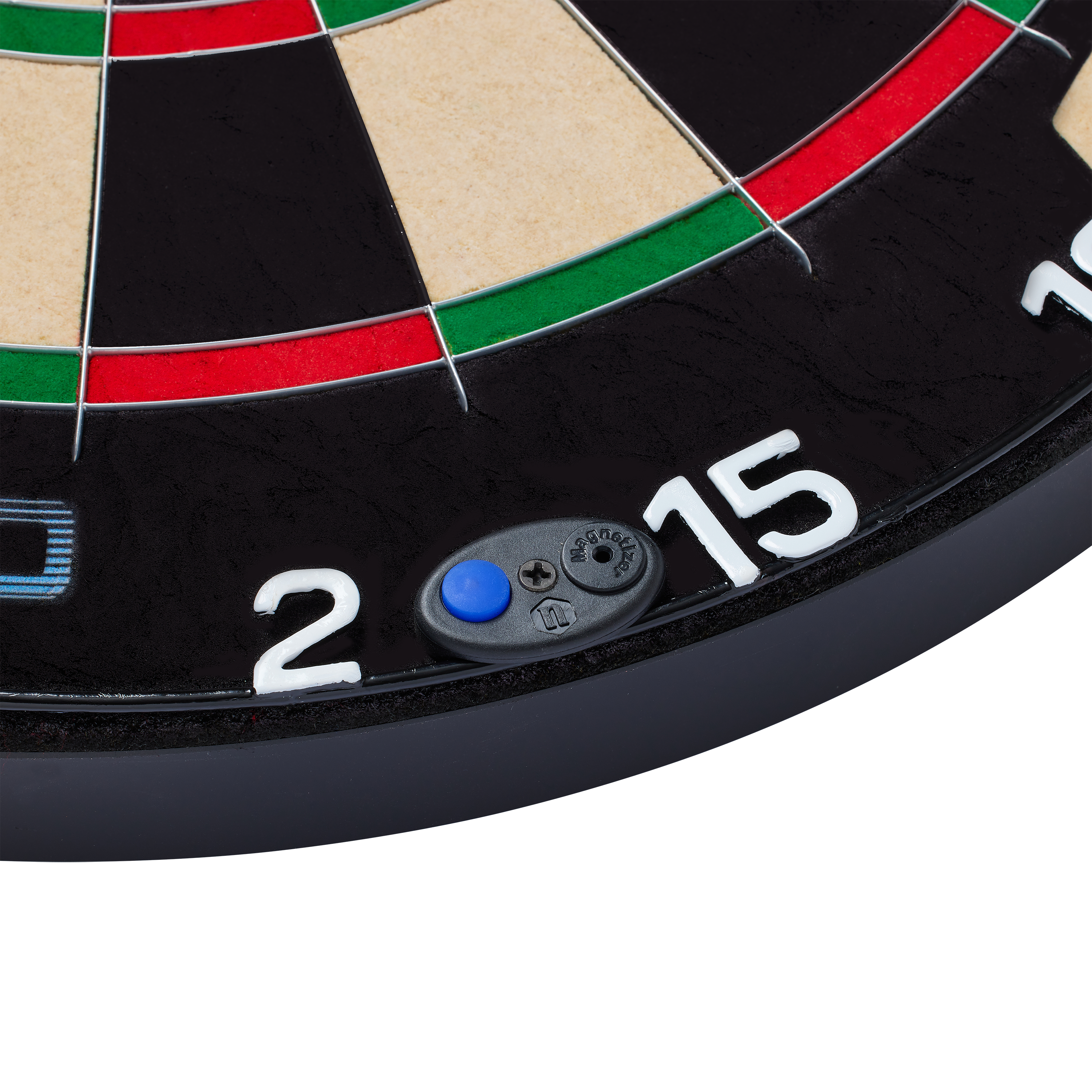 Unicorn Eclipse Smartboard Steeldartboard Das Bild zeigt einen Ausschnitt eines Steeldartboards mit den Zahlen 2 und 15. Es handelt sich um das Produkt "Unicorn Eclipse Smartboard", das auch einen kleinen blauen Knopf am Rand besitzt.