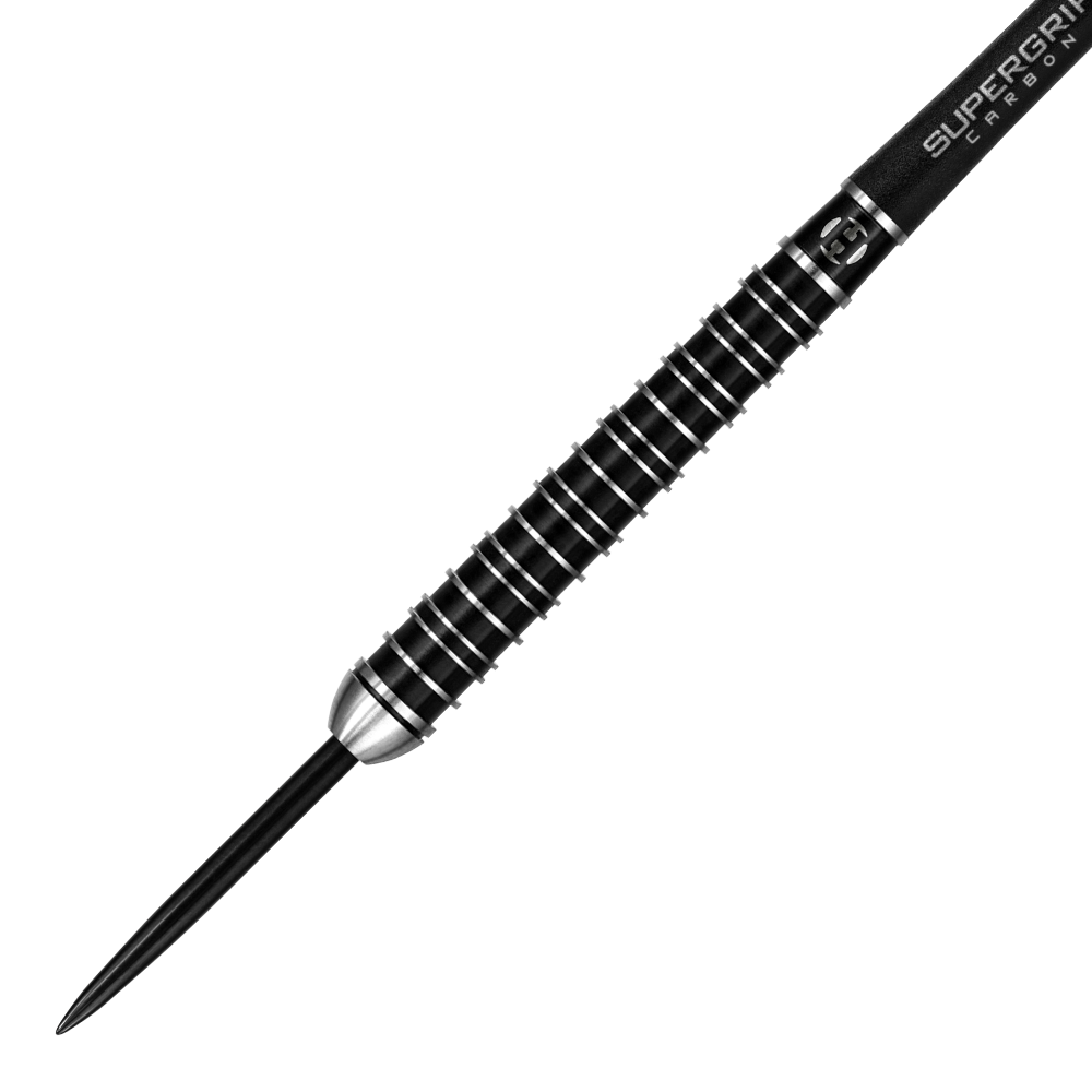 HA25176_Harrows_Supergrip_Ultra_Steeldarts_2 Das Bild zeigt einen Harrows Supergrip Ultra Steeldart. Der Dartpfeil hat ein schwarzes, geriffeltes Griffstück und eine scharfe Spitze.