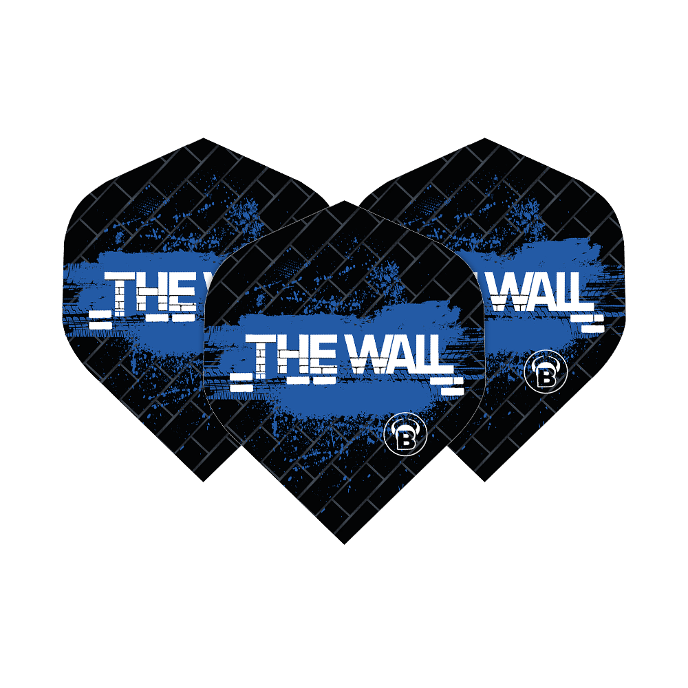 Standardní letky Bulls B-Star Martin Schindler Black Blue No2 Das Bild zeigt drei schwarze Dart-Flights mit blauen Akzenten und der Aufschrift „THE WALL“. Es handelt sich um die Bulls B-Star Martin Schindler Black Blue No2 Standard Flights.
