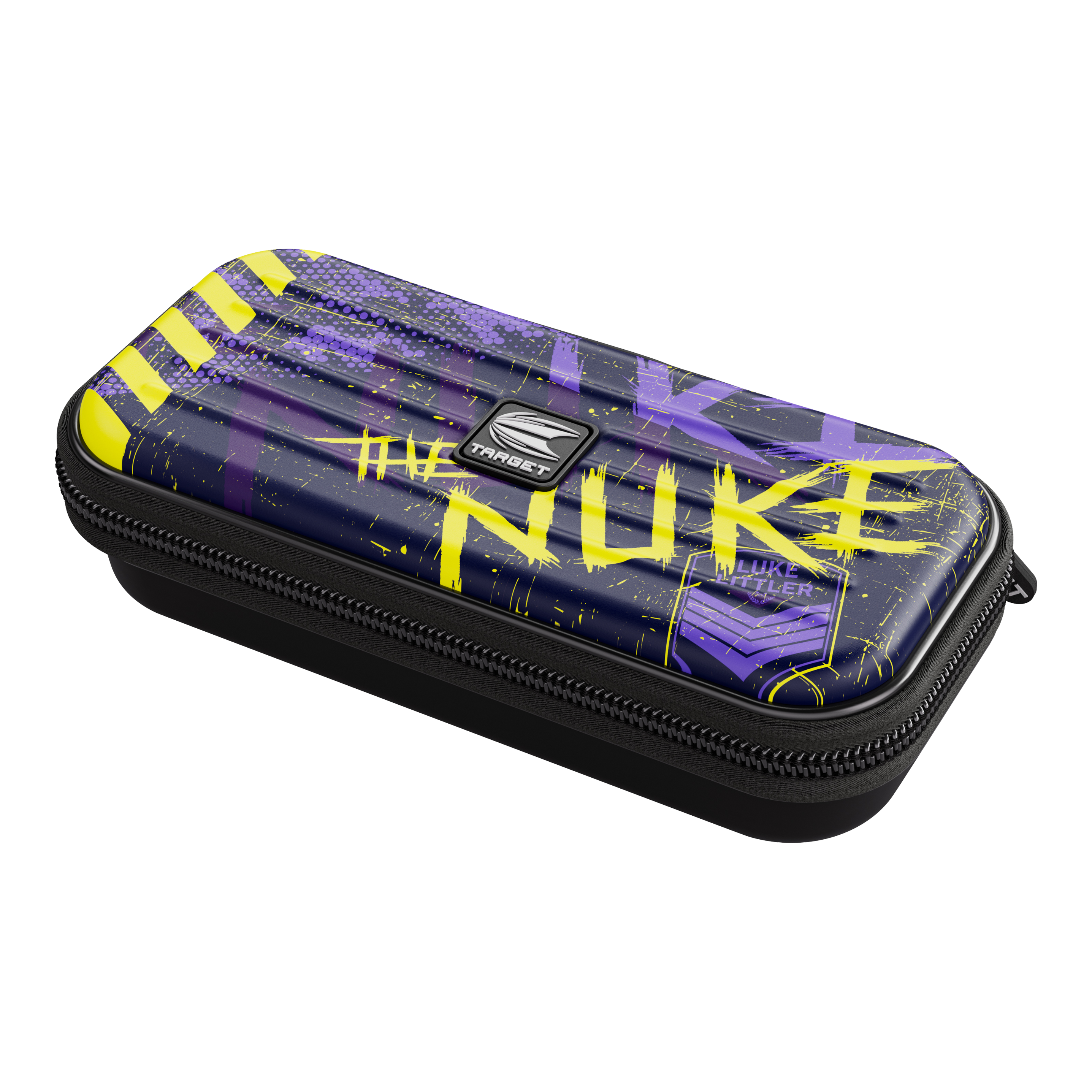 Pouzdro na šipky Target Takoma Luke Littler Das Bild zeigt das Dartcase "Target Takoma Luke Littler" in dunklem Design mit gelben und violetten Akzenten. Auf dem Etui steht auffällig das Wort "NUKE" sowie der Name "Luke Littler".