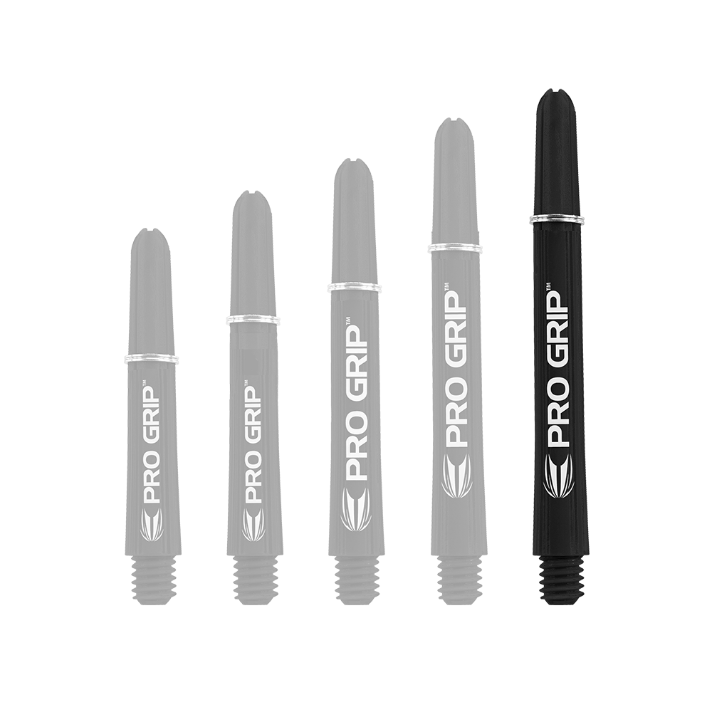 110160_Target_Pro_Grip_Shafts_Schwarz_48mm_1 Das Bild zeigt fünf schwarze Target Pro Grip Shafts in unterschiedlichen Längen. Auf jedem Shaft steht in weißer Schrift "PRO GRIP".