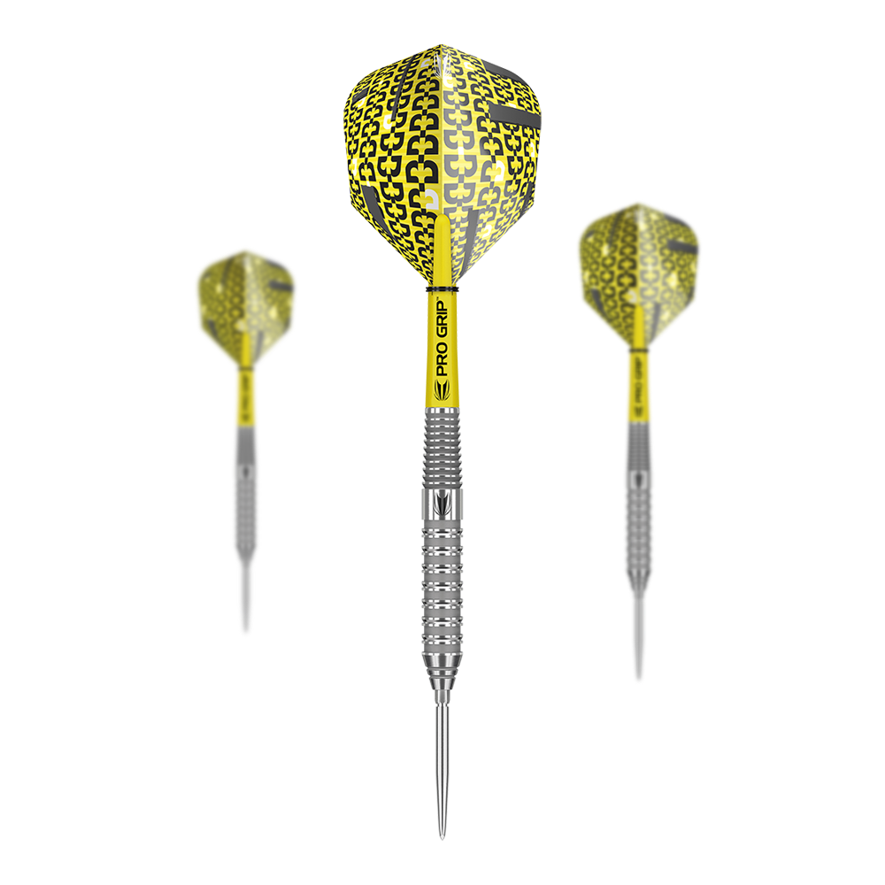 Ocelové šipky Target Bolide 02 Swiss Point Das Bild zeigt drei Target Bolide 02 Swiss Point Steeldarts mit silbernem Schaft und gelb-schwarzem Flight. Die Darts haben den Aufdruck "PRO GRIP" auf dem Schaft.