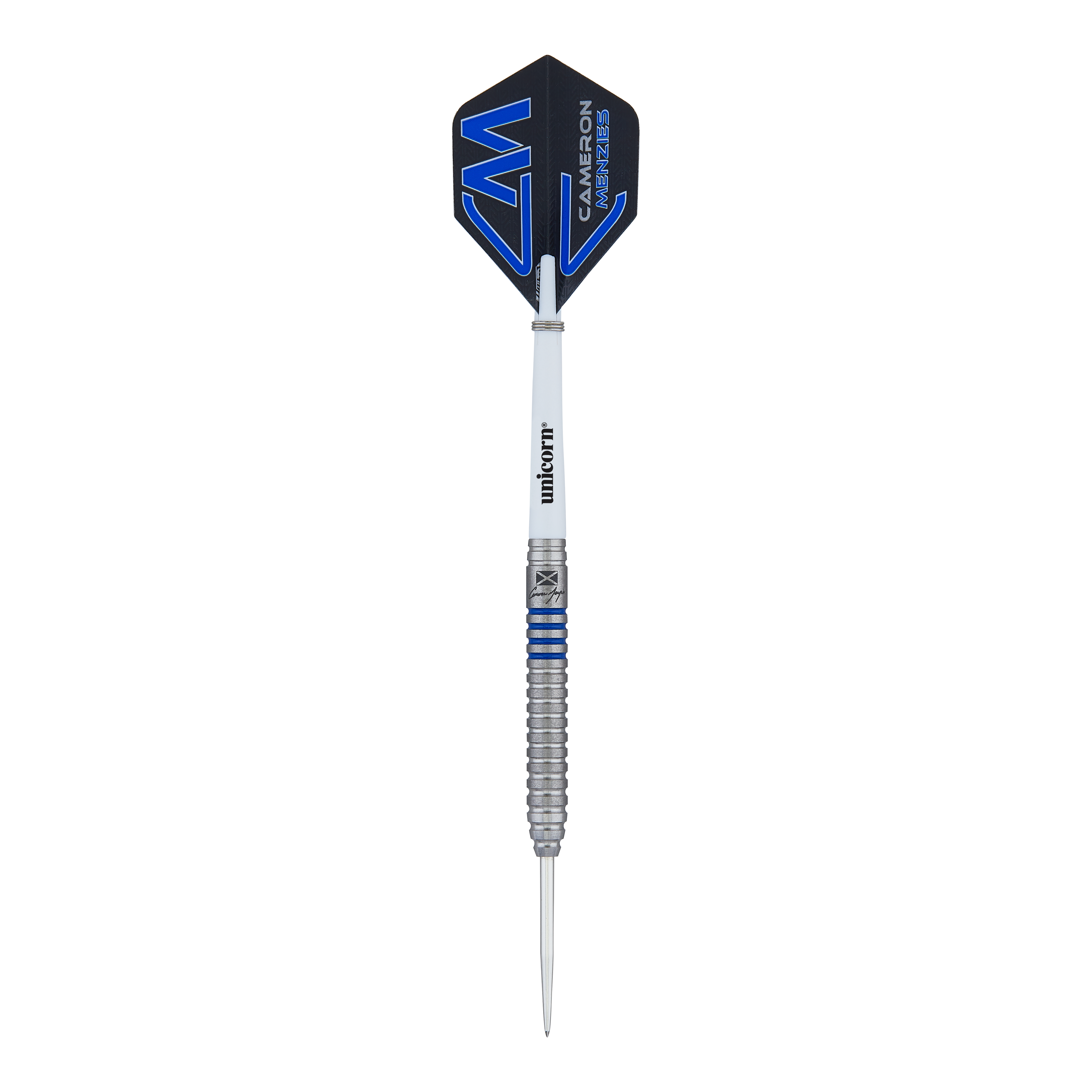 Ocelové šipky Unicorn Contender Cameron Menzies - 23g Das Bild zeigt einen Unicorn Contender Cameron Menzies Steeldart mit einem Gewicht von 23 Gramm. Der Dart hat ein silbernes Barrel mit blauen Akzenten und einem schwarzen Flights mit blauem Design.