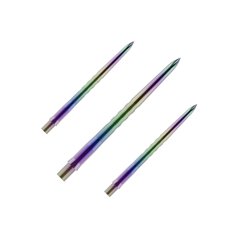 Špičky šipek Mission Caliburn EVO - drážkované - korálové Das Bild zeigt drei bunte, gerillte Steeldartspitzen nebeneinander. Die Spitzen haben einen schimmernden Farbverlauf in Grün, Blau, Lila und Gelb.