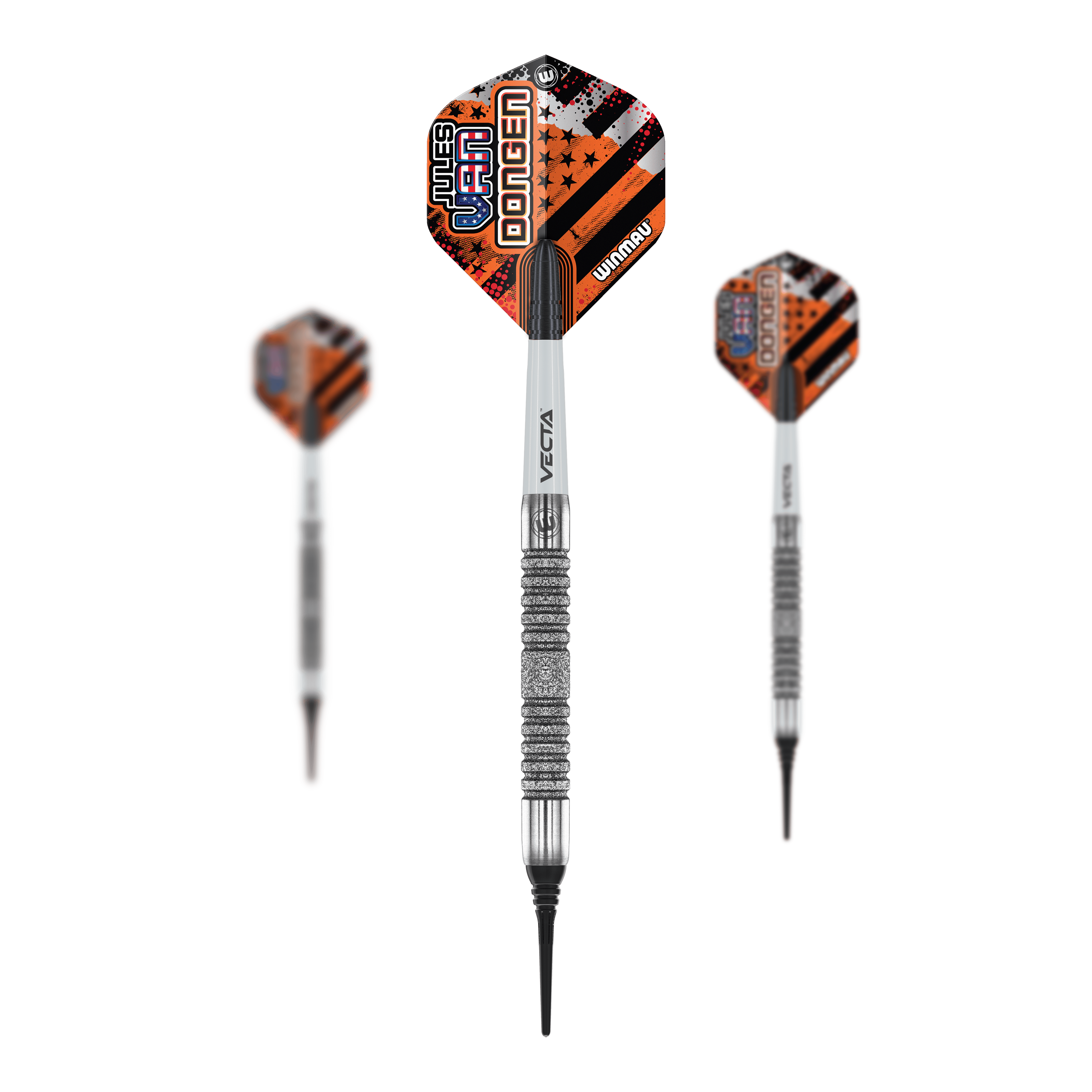 Winmau Jules Van Dongen měkké šipky - 20g Das Bild zeigt drei Winmau Jules Van Dongen Softdarts mit einem Gewicht von 20g. Die Darts haben auffällige, orange-schwarze Flights und eine silberne, geriffelte Griffzone.