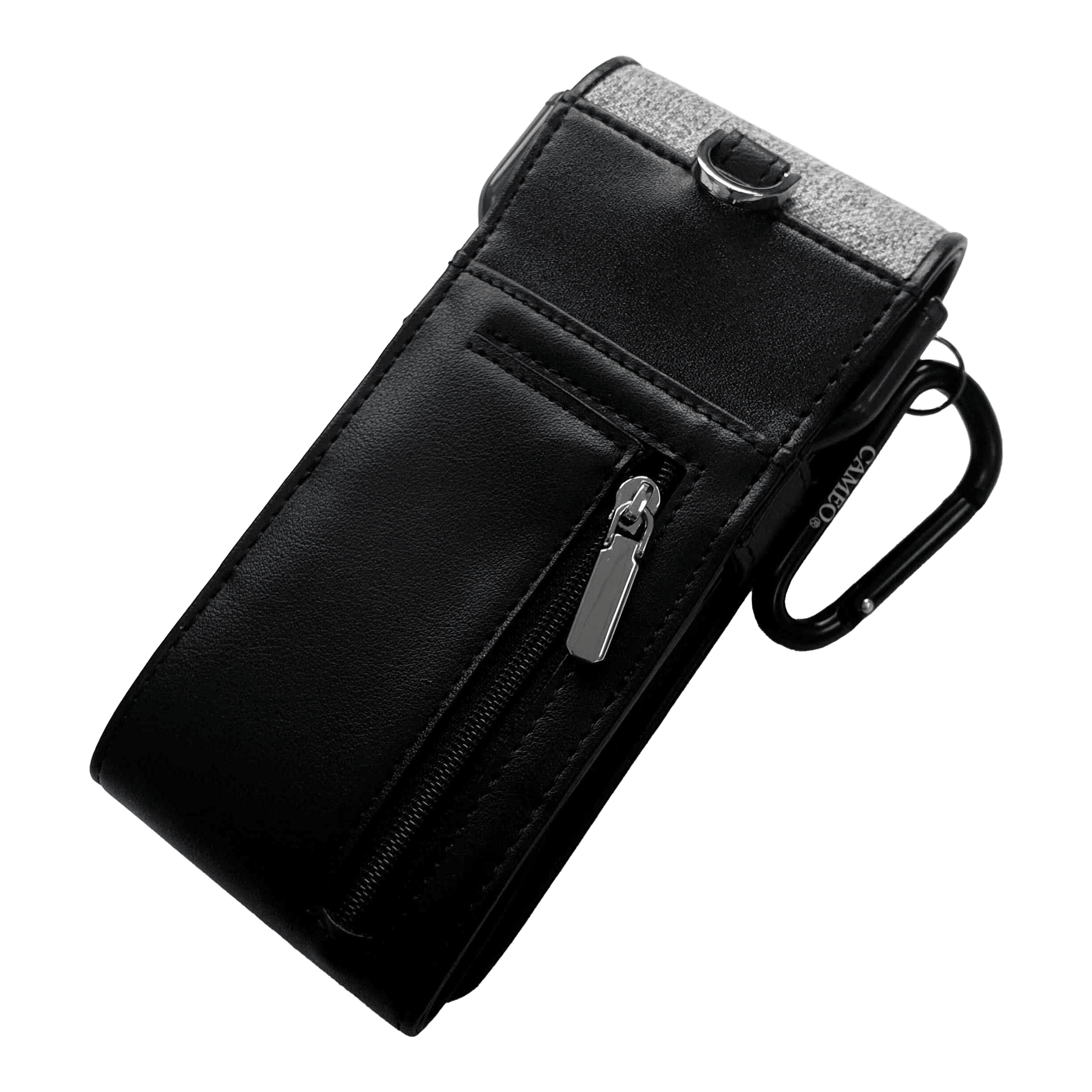 Pouzdro na šipky Cameo Thread Das Bild zeigt ein elegantes schwarzes Etui mit einem Reißverschlussfach. Es hat einen silbernen Clip und eignet sich ideal zum Aufbewahren von Dartzubehör.