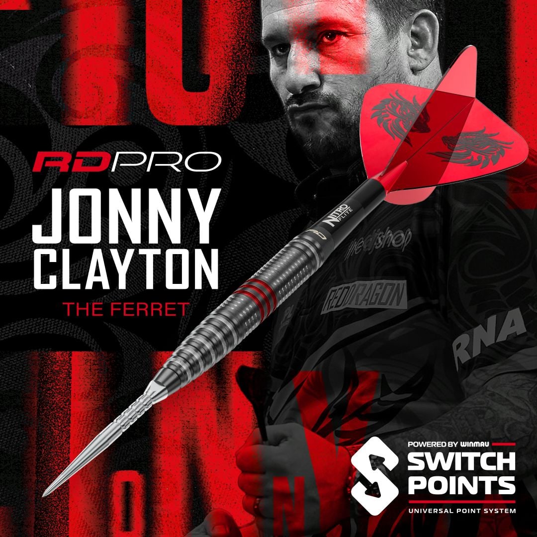 Šipky Red Dragon Jonny Clayton RD-PRO Switch Point ocelové Zu sehen sind Red Dragon Jonny Clayton RD-PRO Switch Point Steeldarts. Das Bild fokussiert auf die präzise Verarbeitung und das Design der Dartpfeile.
