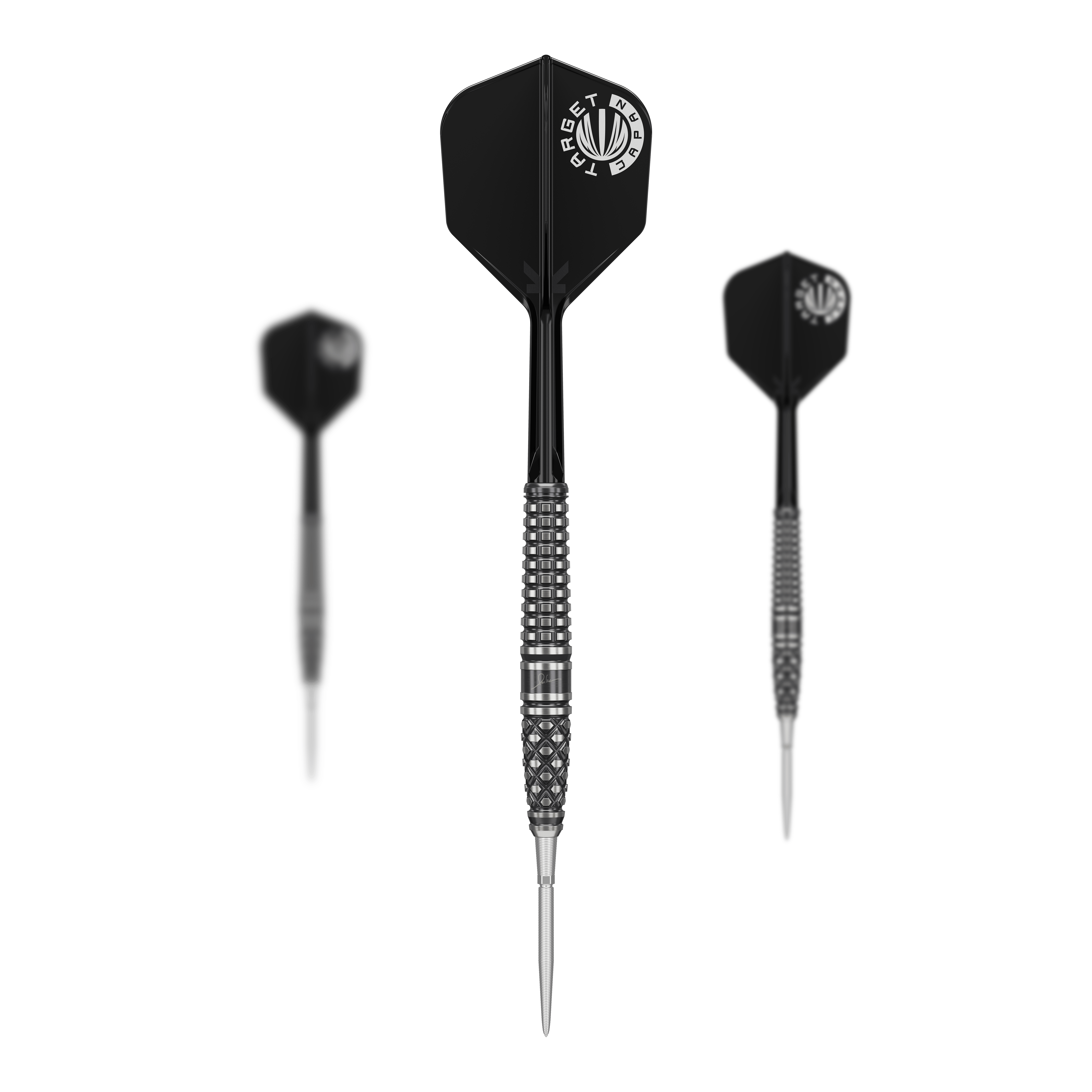 Šipky Target Japan Paul Lim The Legend GEN8 Swiss Point Steeldarts - 24g Das Bild zeigt drei Steeldarts des Produkts „Target Japan Paul Lim The Legend GEN8 Swiss Point – 24g“. Die Darts haben schwarze Flights und ein silbernes, strukturiertes Barrel-Design.