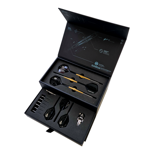 Ocelové šipky Caliburn Starships Series Sunspear - 19g Abgebildet ist Caliburn Starships Series Sunspear Steeldarts - 19g. Das Produkt zeigt einen Satz hochwertiger Steeldarts.