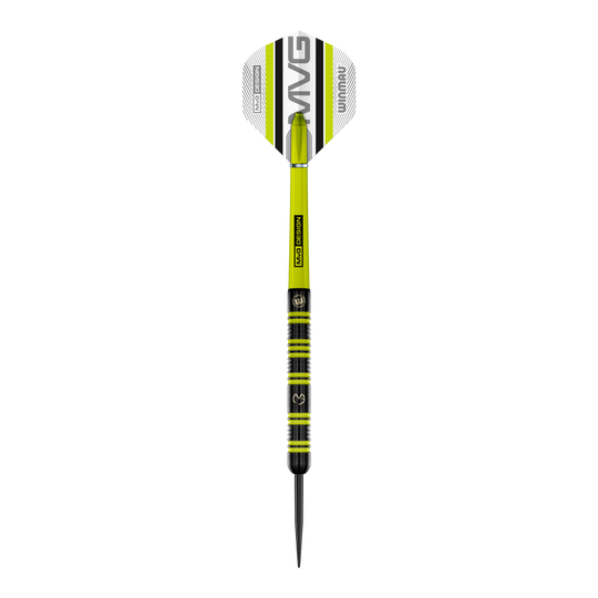 Ocelové šipky Winmau Michael Van Gerwen 85 Pro-Series Auf dem Bild ist ein Winmau Michael Van Gerwen 85 Pro-Series Steeldart zu sehen. Der Dart hat ein modernes Design mit grünen und schwarzen Akzenten sowie der Aufschrift „MVG DESIGN“ auf dem Schaft.