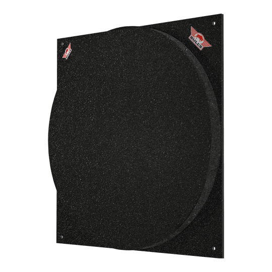 Tlumič terčů Bulls NL Das Bild zeigt das Produkt "Bulls NL Dartboard Silencer". Es handelt sich um eine schwarze Schallschutzmatte für eine Dartscheibe.