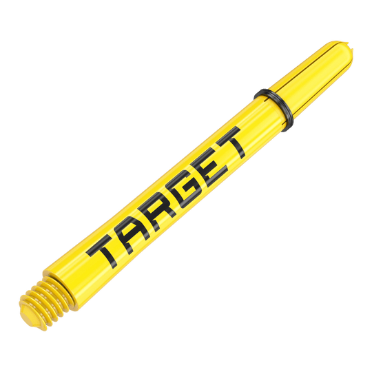 Násadky Target Pro Grip TAG - 3 sady - žluté Das Bild zeigt einen gelben Dart-Schaft mit der Aufschrift "TARGET". Er hat ein Gewinde an einem Ende und einen schwarzen Ring in der Mitte.