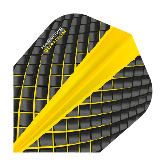 HR6809_Harrows_Quantum_Gelb_No6_Flights_1 Das Bild zeigt das Produkt "Harrows Quantum Gelb No6 Flights". Das Dart-Flight ist schwarz mit einem gelben Muster und hat eine strukturierte Oberfläche.