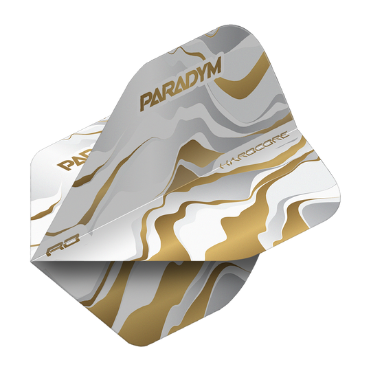 Red Dragon Hardcore Premium Paradym Gold Premium No2 Standardní letky Abgebildet ist ein Flight-Set für Dartpfeile des Produkts Red Dragon Hardcore Premium Paradym Gold Premium No2 Standard Flights. Es handelt sich um hochwertige, goldfarbene Standard-Flights für den Dartsport.