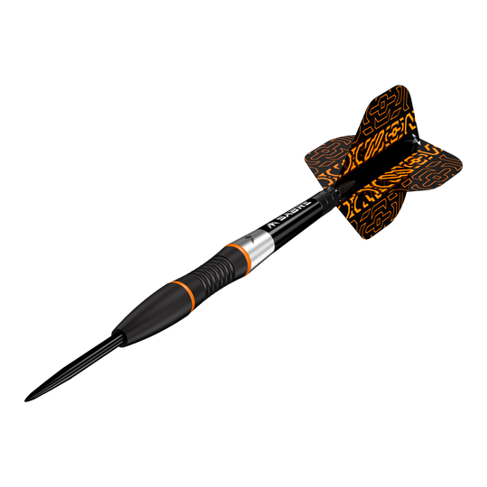 Das Bild zeigt Mission Horizon Black PVD Orange Steeldarts. Die Darts verfügen über ein modernes schwarzes und oranges Design.