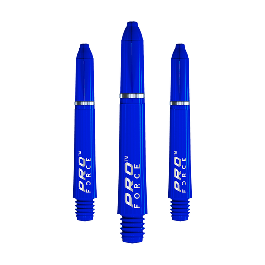 7011_104_Winmau_Pro-Force_Shafts_Blau_35mm_1 Das Bild zeigt drei blaue Winmau Pro-Force Shafts für Dartpfeile. Auf jedem Shaft steht in weißer Schrift "PRO FORCE".