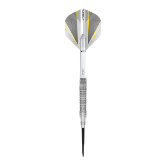 Red Dragon Seren 4 Pure Steeldarts Das Bild zeigt einen Red Dragon Seren 4 Pure Steeldart. Der Dartpfeil ist silberfarben mit einem geriffelten Griff und weißen, gelb-grauen Flights.