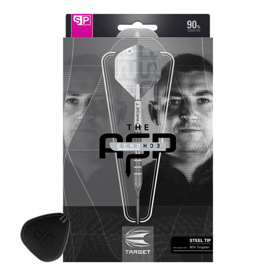 Ocelové šipky Target Nathan Aspinall X Echo Swiss Point Die Verpackung zeigt die Target Nathan Aspinall X Echo Swiss Point Steeldarts. Auf der Vorderseite sind ein Dartpfeil und das Porträt eines Mannes zu sehen.