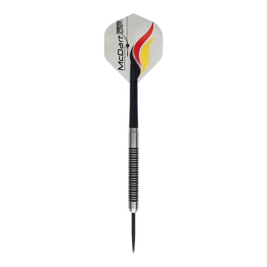 Šipky McDart Super Grip ocelové Drei McDart Super Grip Steeldarts sind parallel angeordnet. Die silbernen Darts haben ein markantes Griffmuster.