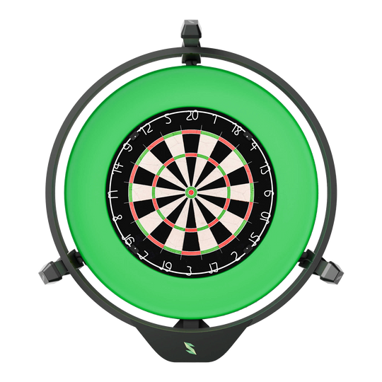 Das Bild zeigt das Produkt "Scolia Home 2 Electronic Score System mit Beleuchtungsring". In der Mitte befindet sich eine Dartscheibe, die von einem grünen Leuchtring umgeben ist.