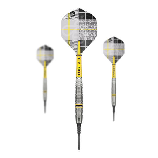 Měkké šipky Target Scott Williams GEN2 - 18g Das Bild zeigt drei Softdarts des Modells "Target Scott Williams GEN2" mit einem Gewicht von 18g. Die Darts haben gelb-silberne Schächte und moderne Flights mit einem schwarz-weißen Muster.