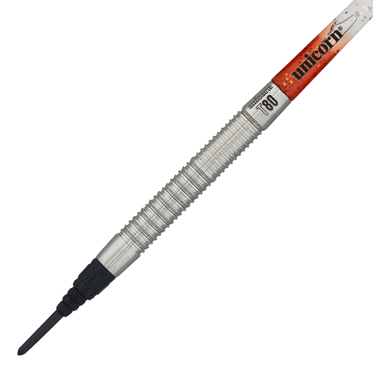 Šipky Unicorn Core XL Striker Style 1 Soft - 19g Das Bild zeigt einen Unicorn Core XL Striker Style 1 Softdart mit 19 Gramm Gewicht. Der Dart hat einen silbernen, geriffelten Griff und eine schwarze Softspitze.