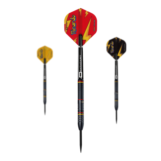 Abgebildet ist ein Set der Datadart Ricardo Pietreczko Pikachu Steeldarts. Es handelt sich um spezielle Steeldarts für Dartspieler.
