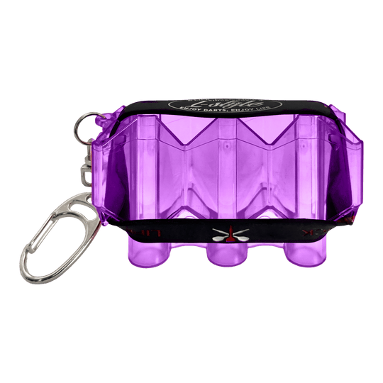 Das Bild zeigt ein Krystal Flight Case in Lila. Das Etui ist speziell für den Transport von Dart-Flights geeignet.