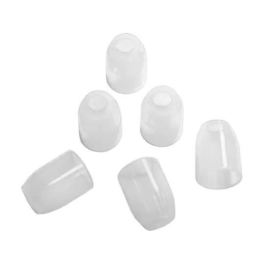 LSF11_L-Style_Champagne-Ringe_Weiss_1 Auf dem Bild sind sechs durchsichtige L-Style Champagne Ringe zu sehen. Sie sind klein und haben eine zylindrische Form.