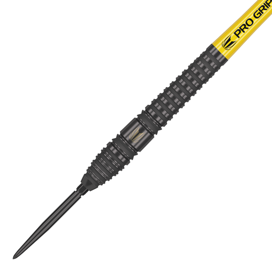 Ocelové šipky Target Bolide Void 03 Swiss Point Das Bild zeigt den Target Bolide Void 03 Swiss Point Steeldart. Der Dartpfeil hat ein schwarzes, geriffeltes Barrel und eine gelbe Pro Grip Spitze.