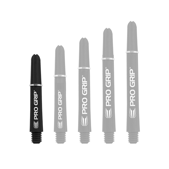 Target Pro Grip Shafts - 3 sady - Black Auf dem Bild sind fünf schwarze Dartschäfte mit der Aufschrift "PRO GRIP" zu sehen. Sie stehen nebeneinander und sind unterschiedlich lang.