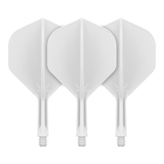 Standardní letový systém Target K-Flex No2 - bílý Auf dem Bild sind drei weiße Dartflights mit integrierten Schäften zu sehen. Sie sind nebeneinander angeordnet und haben eine standardmäßige, breite Form.