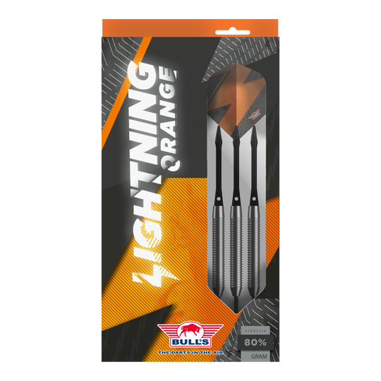 Šipky Bulls NL Lightning Orange Steel Darts Das Bild zeigt die Verpackung der "Bulls NL Lightning Orange Steeldarts". In der Packung befinden sich drei Steeldarts mit orange-schwarzem Design.