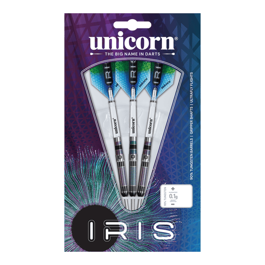 Ocelové šipky Unicorn Iris Das Bild zeigt eine Verpackung mit drei Steeldarts der Marke "Unicorn Iris". Die Darts haben silberne Schäfte und blaue Flights, und die Verpackung ist bunt gestaltet.