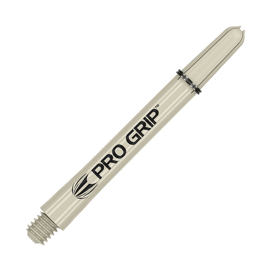 380152_Target_Pro_Grip_Shafts_Sand_48mm_2 Auf dem Bild ist ein beiger Dart-Schaft mit der Aufschrift "PRO GRIP" zu sehen. Der Schaft hat ein Schraubgewinde an einem Ende und einen Schlitz für Flights am anderen Ende.