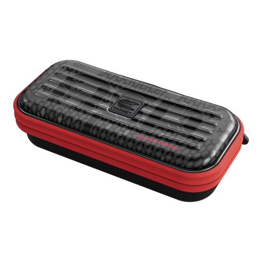 Pouzdro na šipky Takoma Ghost Series Nathan Aspinall Hier sieht man das Takoma Ghost Series Nathan Aspinall Dartcase. Es wurde speziell für Fans von Nathan Aspinall entworfen.