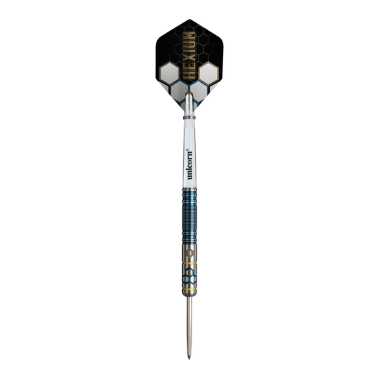 Ocelové šipky Unicorn Hexium Style 02 Modré a zlaté Abgebildet sind die Unicorn Hexium Style 02 Blue & Gold Steeldarts. Die Farbkombination aus Blau und Gold ist auffällig.